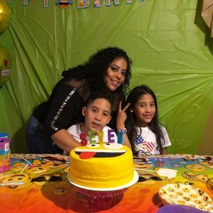 Meet your Posher, Stephanie